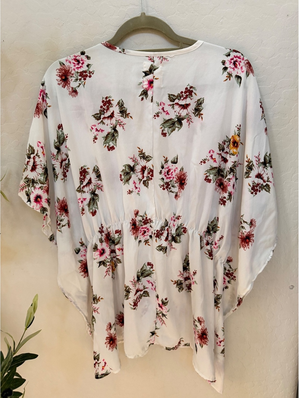 Haunte Project Floral Blouse - Picture 5 of 5